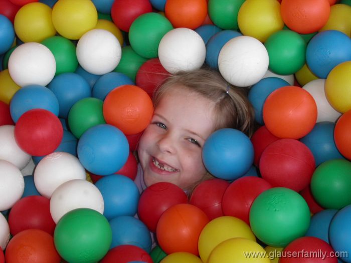 alexandra Ein Meer voller Blle im Europapark